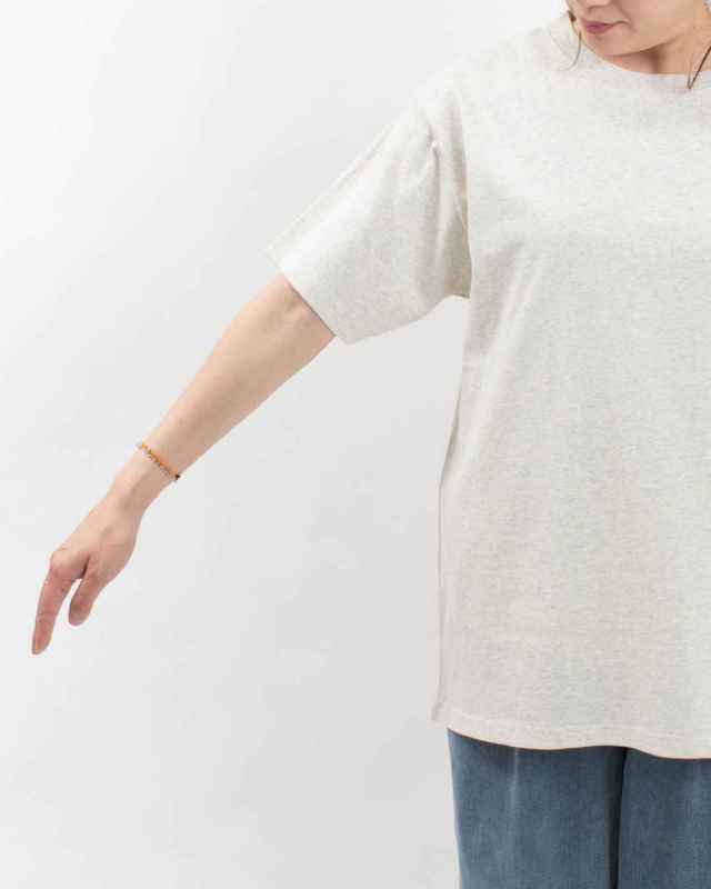 U2523249　UNIVERSAL OVERALL EMBROIDERY TEE