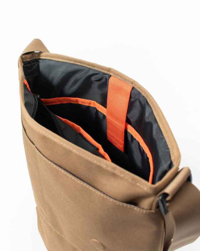 UVO-209  UNIVERSAL OVERALL フラップショルダー