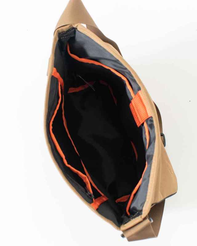 UVO-209  UNIVERSAL OVERALL フラップショルダー