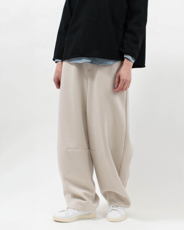 WFS7125 hunch ライトダンボールコクーンパンツ