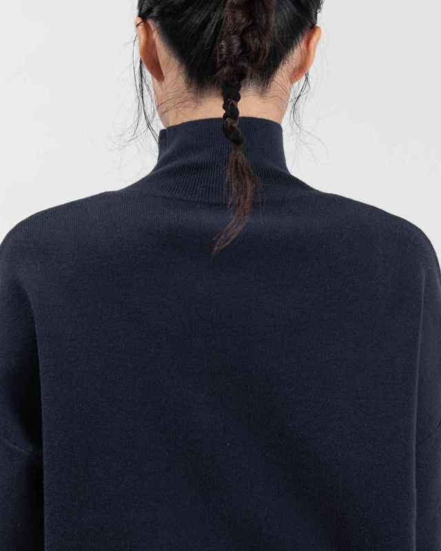 WVQ7081　hunch やわもちヤーン タートルドルマンニット