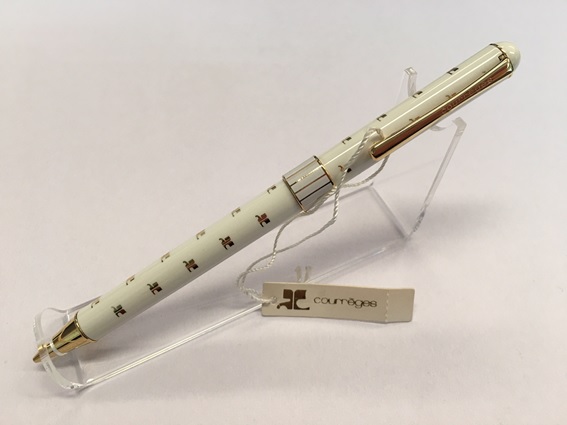 クレージュシャープ