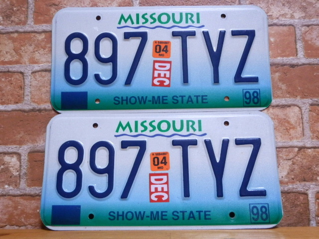 USEDペアプレート　ミズーリ　ＭＯ