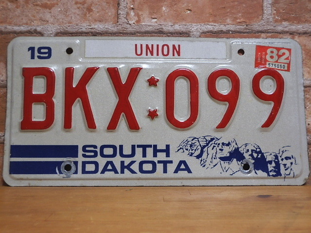 USEDナンバープレート 　サウスダコタ　ＳＤ