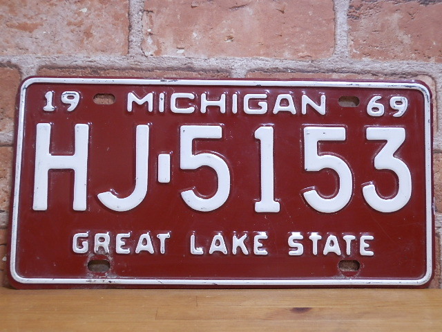 USEDナンバープレート　　ミシガン　ＭＩ