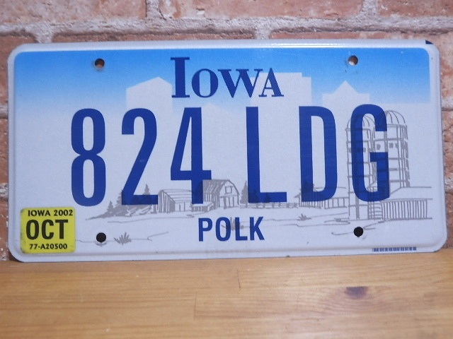 USEDナンバープレート　アイオワ　IA