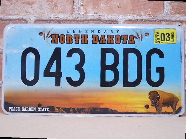 USEDナンバープレート　ノースダコタ　ＮＤ