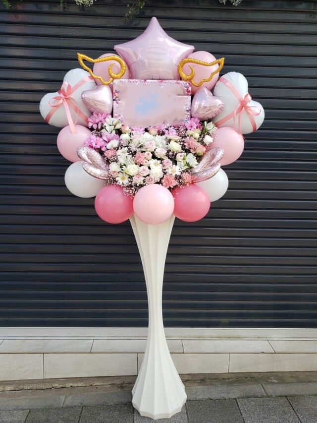 【ひかる様】12/24 埼玉 DECOR PARTY ＆ BALLOON LIT - ライブに贈る楽屋花ならアレンジメント カフェ 楽屋花 祝花 卓上バルーン ご自宅着 フラワー・リース