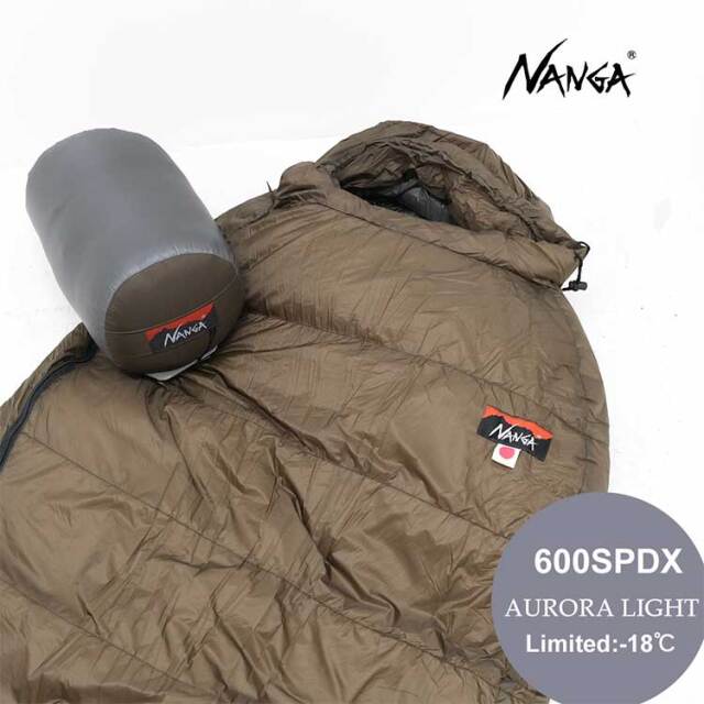 ナンガ オーロラライト 600 SPDX メンズ レディース AURORA light 600SPDX 寝袋 シュラフ マミー型 スリーピングバッグ ダウン ナイロン 防水 透湿 軽量 アウトドア 国産 日本製 春/夏/秋/冬 ブラウン 210×80 NANGA N16P