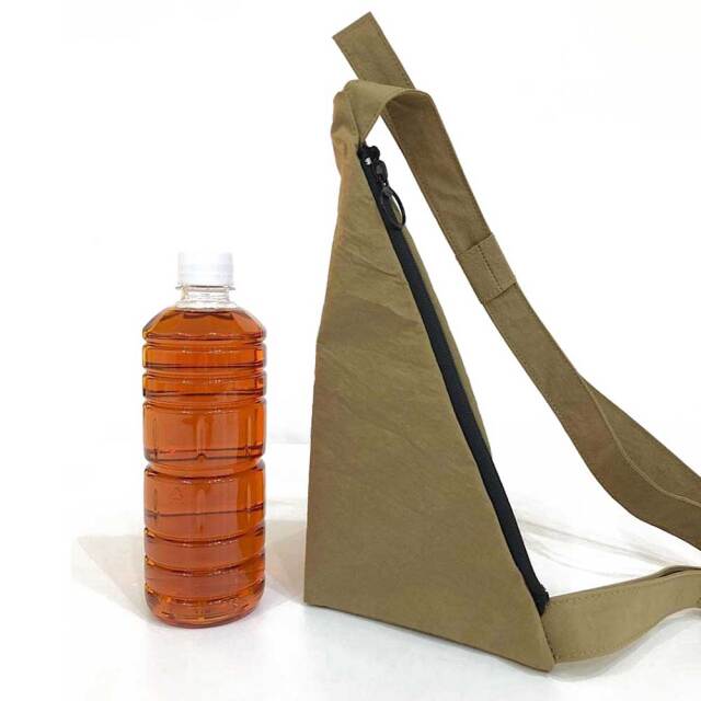 二等辺三角形をイメージした3wayバッグ＊