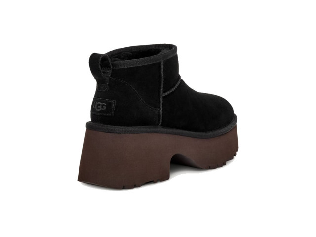 UGG アグ ムートンブーツ クラシック ウルトラ ミニ ニュー