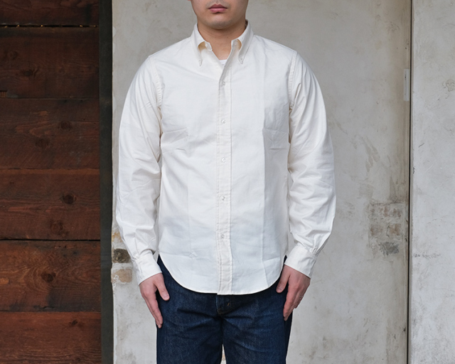 ファーイーストマニュファクチャリング オックスフォード BDシャツ エクリュ ファーイーストマニュファクチャリング(FAR EAST MANUFACTURING