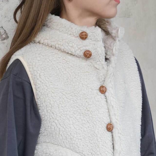 Gymphlex】ジムフレックス ボア フードショートベスト レディース