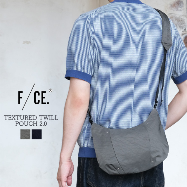 F/CE. エフシーイー ショルダーバッグ TEXTURED TWILL POUCH 2.0 メンズ レディース FTT36262B0006 テクスチャード ツイル ポーチ 2.0 チャコール ブラック