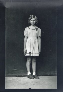 【古本】マイク・ディスファーマー 写真集: DISFARMER: 1939-1946: HEBER SPRINGS PORTRAITS