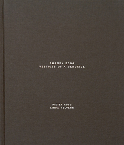 【古本】ピーター・ヒューゴ写真集: PIETER HUGO: RWAND 2004: VESTIGES OF A GENOCIDE