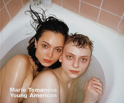 【古本】マリー・トマノヴァ 写真集: MARIE TOMANOVA: YOUNG AMERICAN 【サイン入】