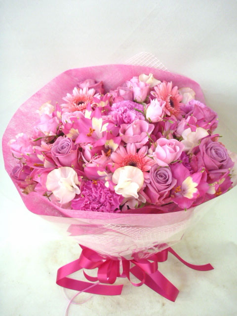 造花のピンク花束 ピンク色系の花束！フラワーギフト