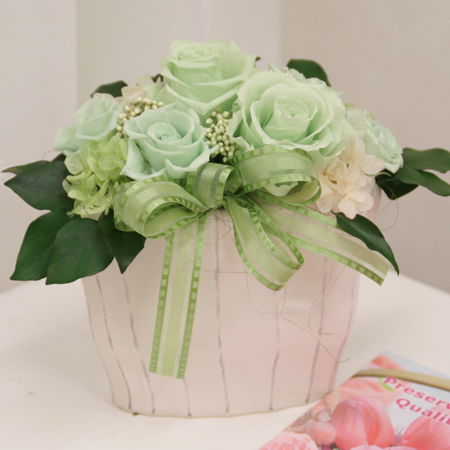 プリザーブドフラワー　ギフト　グリーンローズ