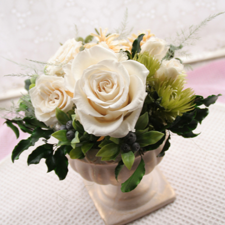 プリザーブドフラワー　ギフト　ホワイトラブ