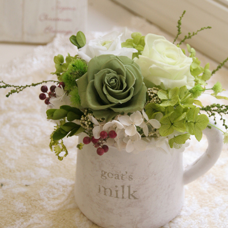 プリザーブドフラワー　ギフト　グリーンポット　【送料無料】母の日アレンジ