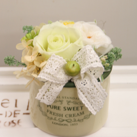 プリザーブドフラワー　ピュアスィート