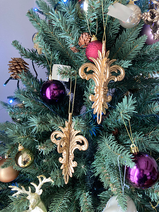 ゴールドアラベスクオーナメント　アンティーク風