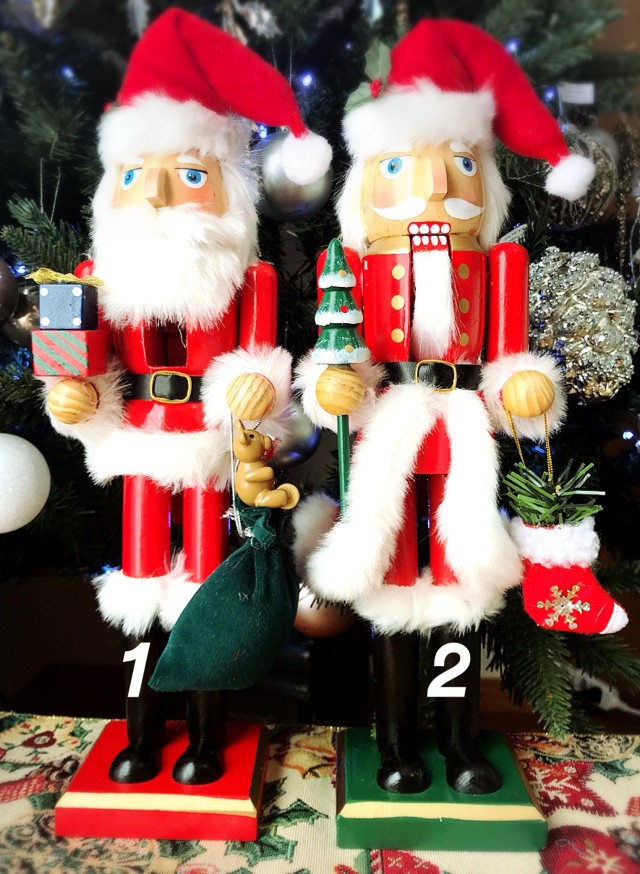 Ｓａｌｅ！スタンディングナッツクラッカー　2種　サンタコスチューム　くるみ割り人形