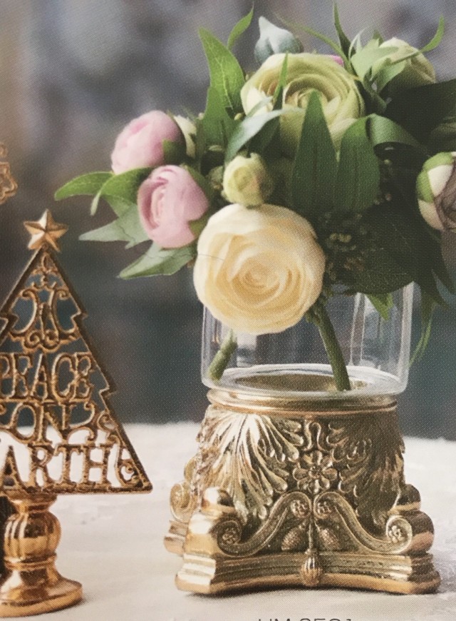 ゴールド台座ガラスベース　キャンドル、花、木の実を入れて用途色々　キャンディポットにもcandypot