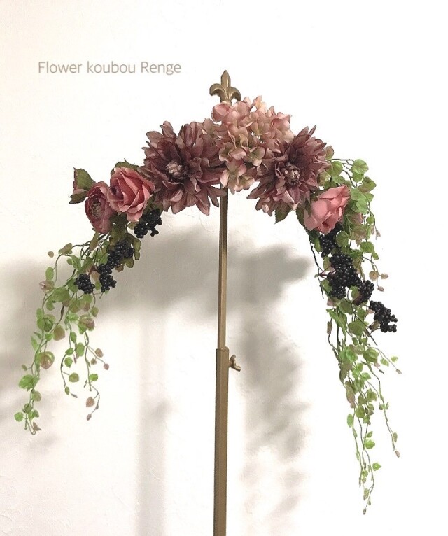 モーブピンクスワッグ　おもてなしテーブルに・壁に　雰囲気アップ