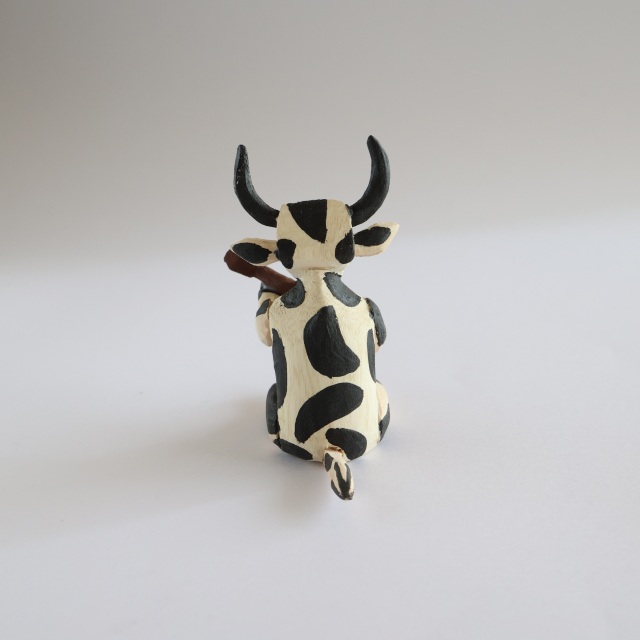 マキシミノ・サンティアゴ 木彫り ウシ オアハカンウッドカービング