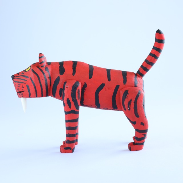 キリーノ・サンティアゴ 木彫り トラ 虎 寅 オアハカンウッド