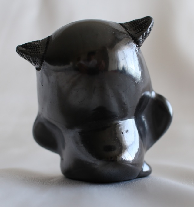 希少品。メキシコ・オアハカ黒陶器（DonaLosa作） 希少品。メキシコ・オアハカ黒陶器（DonaLosa作）