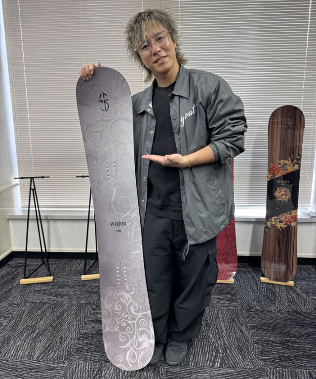 予約商品] 25-26 CROOJA スノーボード クロージャ WORM ワーム  