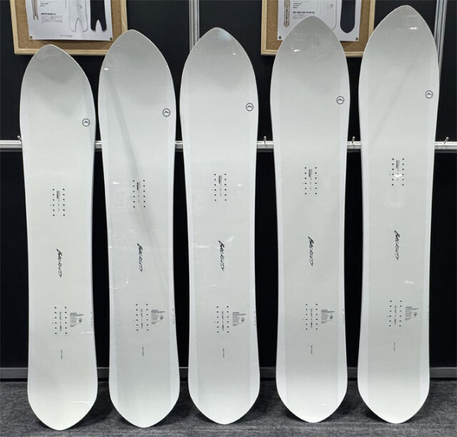 予約商品] 25-26 ノベンバー パウダーボード NOVEMBER BACKCITY バック 