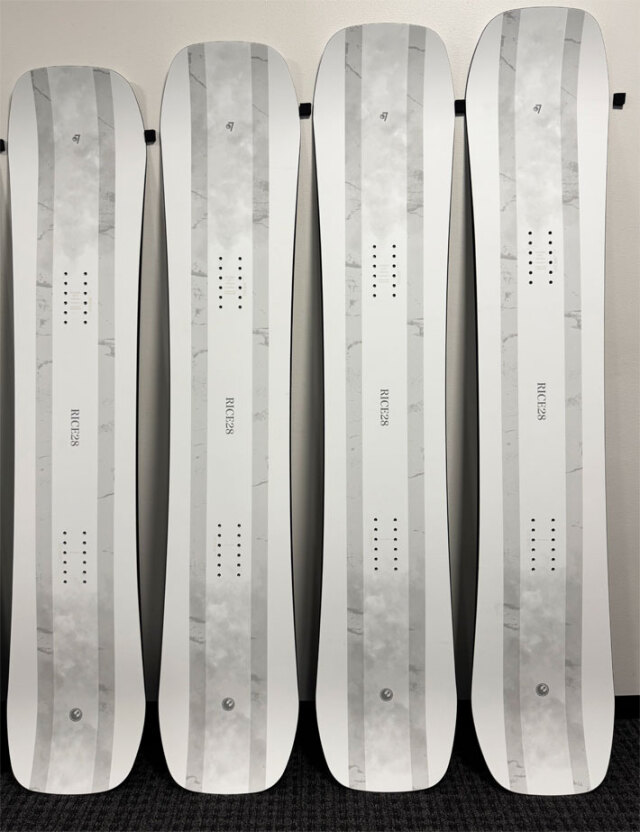 予約商品] 25-26 RICE28 スノーボード ライス 28 RT7 アールティー  