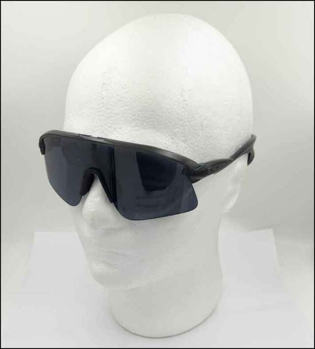 OAKLEY オークリー サングラス STUNT DEVIL 9517-0139 スタント デビル