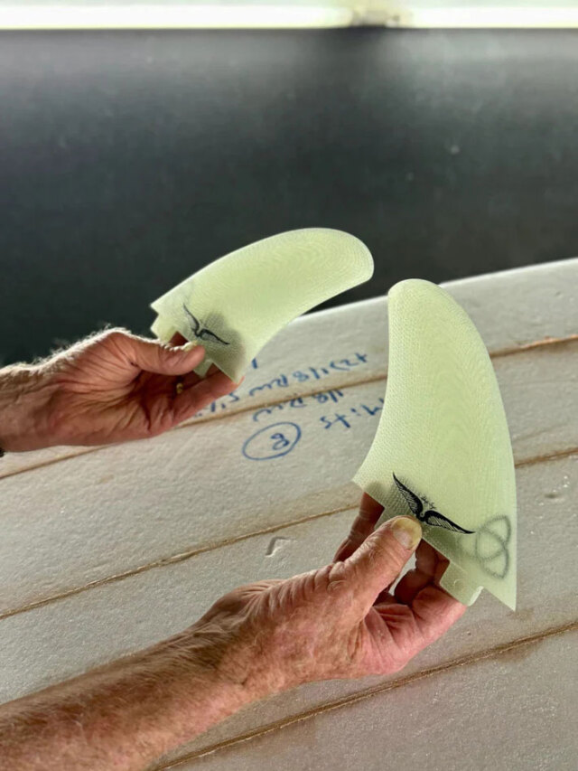 NVS Fin ネイクド バイキング サーフ フィン　ツインフィン　キールフィン ショートボード用フィン NVS Fin ネイクド バイキング サーフ