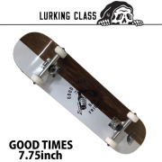 スケートデッキ