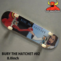 トイマシーン スケートボード コンプリート TOY MACHINE BURY THE HATCHET #02 8.0inch [TM210] スケボー 完成品 組み立て済み