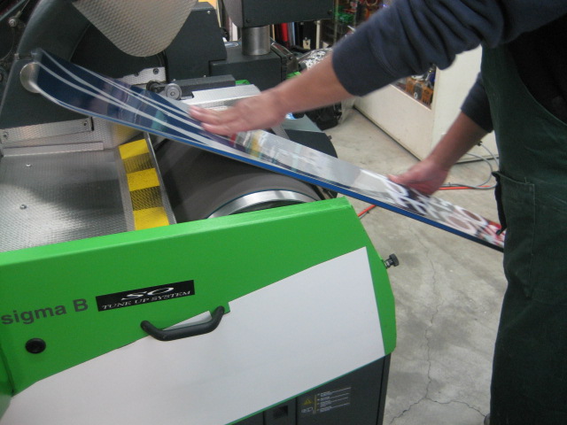 [7] NEW スノーボードチューンナップ SO TUNE UP SYSTEM ベーシックチューンナップ [ストラクチャー/ストーンフィニッシュ]