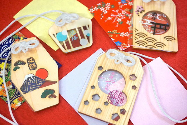 アクリルと木のお守り ＜100体～＞