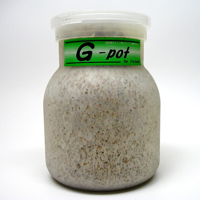 クワガタ幼虫飼育用菌糸ビン　G-pot 550cc