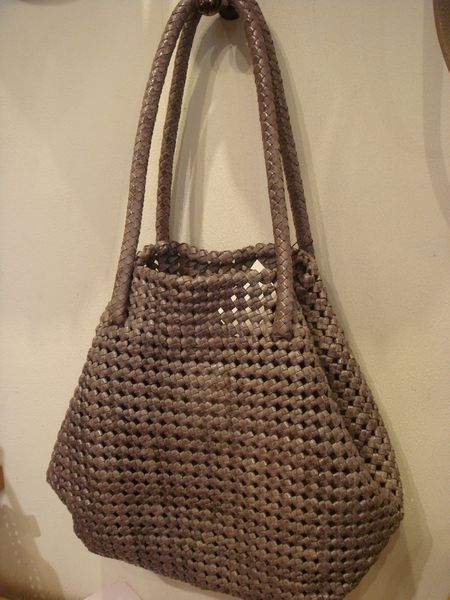 ヤギ革メッシュトートバッグ　グレー