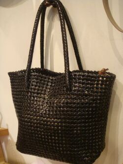 ヤギ革メッシュトートバッグ　ブラック