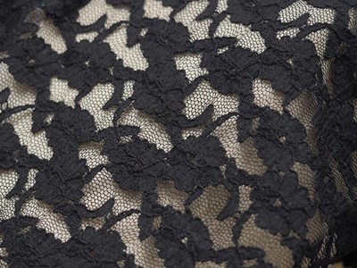 小花柄コットンチュールレース（ブラック） メイン