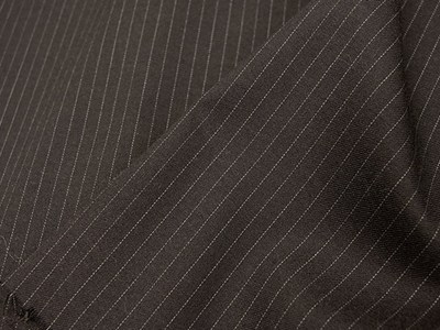 ウールピンストライプストレッチ（ダークブラウン） メイン4:3