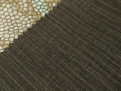 ストレッチデニム裏蛇紋プリント（カーキー） メイン