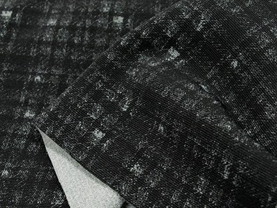 シャドーチェック裏起毛ニット（エボニー） メイン4:3