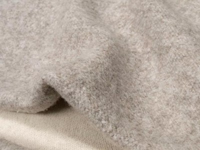 C.厚手起毛ニット（ナチュラル） メイン4:3